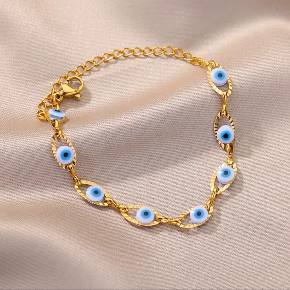 Bracelet Blue eye Gold Evil Eye 

Stainless Steel Bracelet ✨